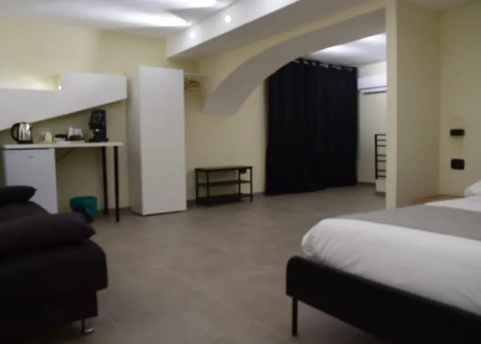 Mirea Alojamento de Acomodação e Pequeno-almoço Nápoles