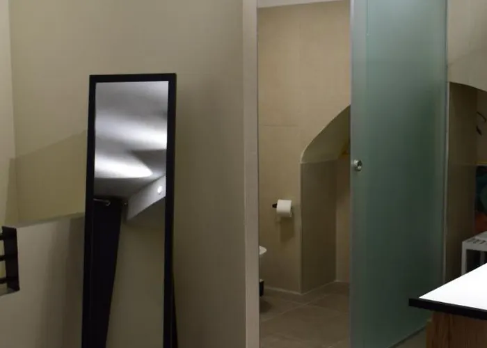 Alojamento de Acomodação e Pequeno-almoço Mirea Nápoles